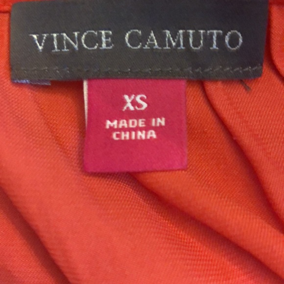 Vince Camuto | 2 x HP 🎉 Women's rumple cold shoulder blouse - Picture 5 of 9